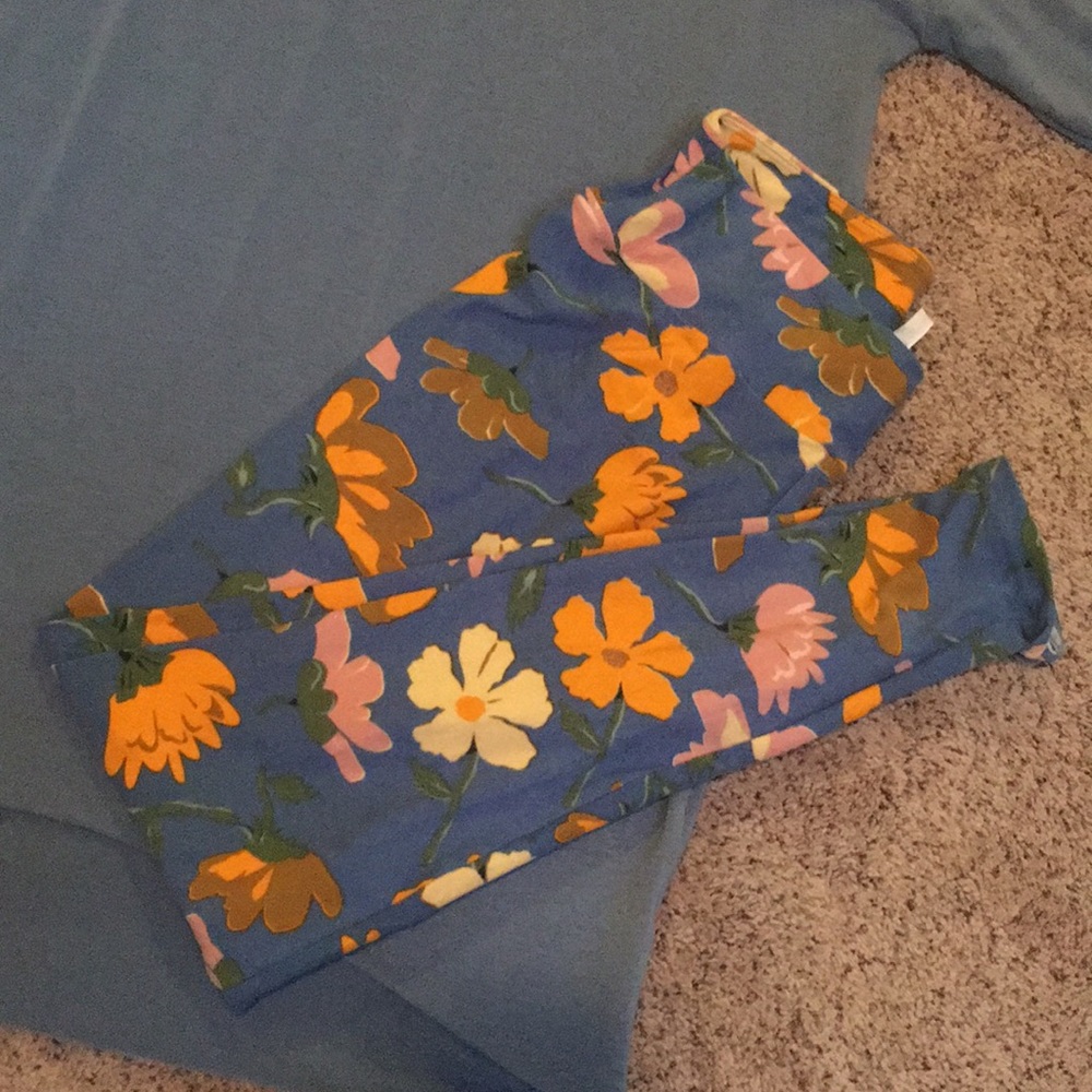 LuLaRoe OS leggings